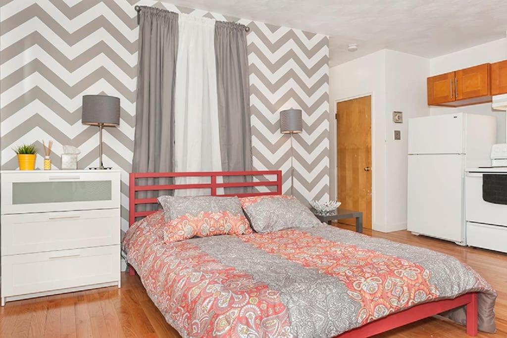 Downtown Studio Apt, Perfect For Medical Workers Бостън Екстериор снимка
